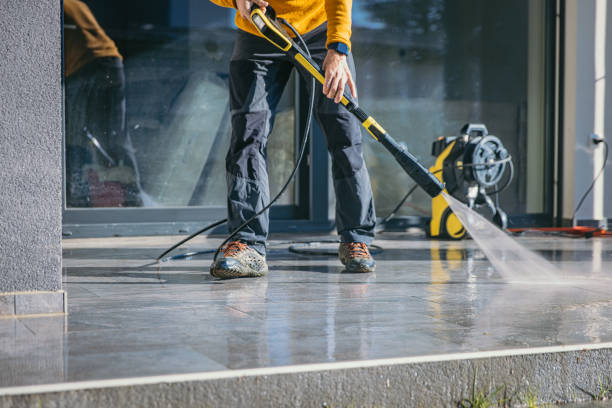 Why Choose Our Certified Pressure Washing Experts for Your Project Needs in Fresno, TX?